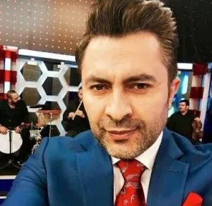 Abdurrahman Önül - Ay Doğdu Üzerimize Şarkı Sözleri - Hi