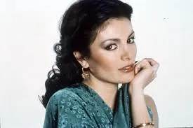Ajda Pekkan - flu gibi Şarkı Sözleri - Hi