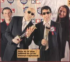 Ayna - Fosforlu Cevriye Şarkı Sözleri - Hi