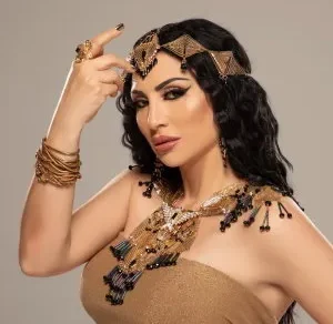Sofi Marinova - Love Unlimited Şarkı Sözleri - Hi
